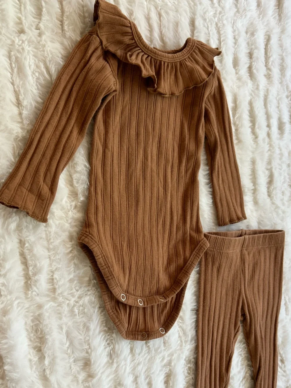 Rylee + Cru cute frilled